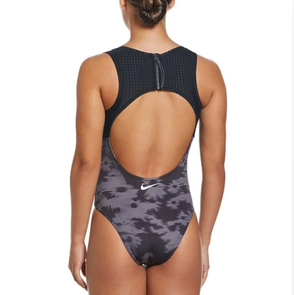 Nike Other - NIKE Swimsuit one-piece